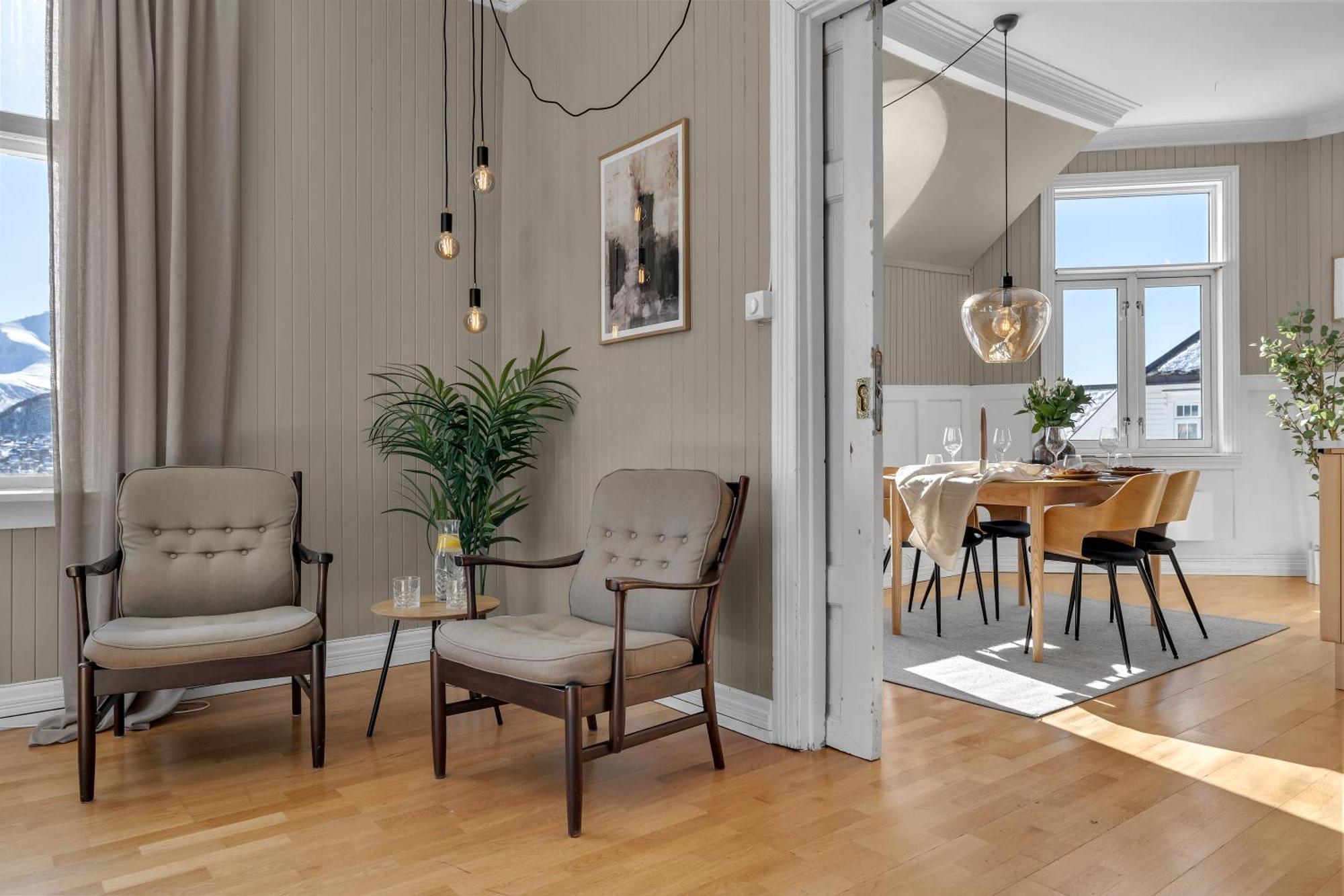 Lovely City Center Apartment With Amazing Views And Free Parking! Τρόμσο Εξωτερικό φωτογραφία