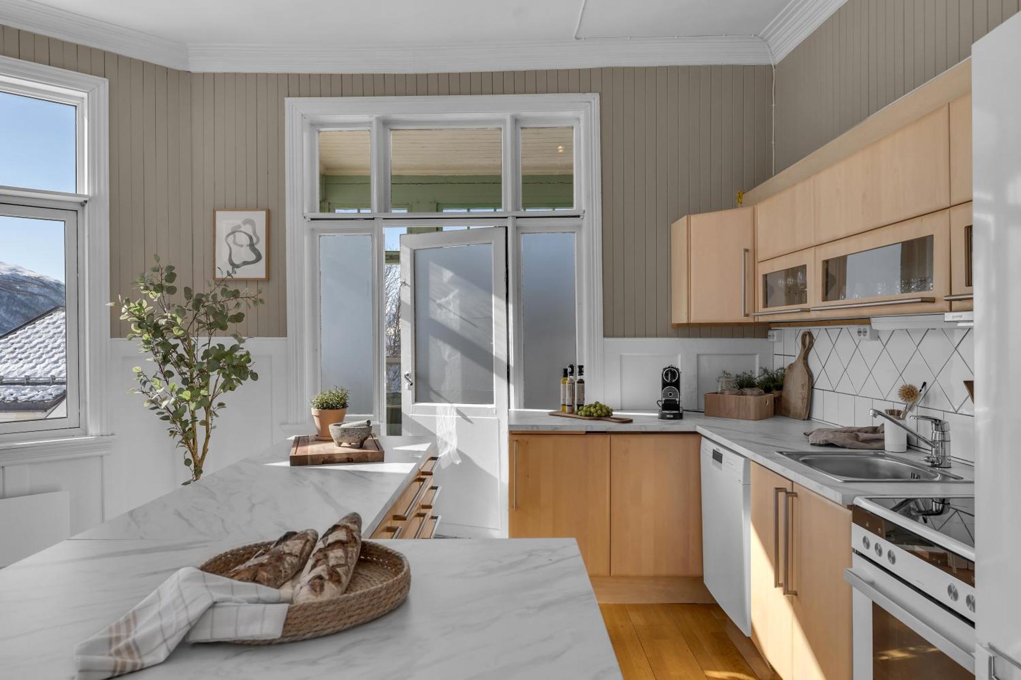 Lovely City Center Apartment With Amazing Views And Free Parking! Τρόμσο Εξωτερικό φωτογραφία